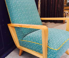 1-Fauteuil années 70, garniture contemporaine, Tissu collection Nobilis Saint Germain